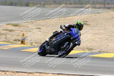 media/May-06-2024-Moto Forza (Mon) [[b33359f27d]]/1-Advanced/Session 4 (Turns 9 and 8)/